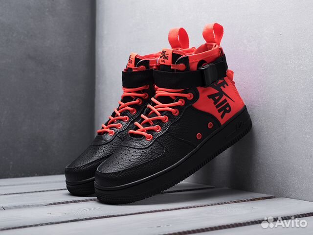 Nike SF Air Force 1 Mid Артикул: 13300