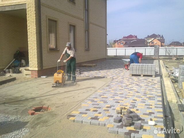 Укладка тротуарной плитки
