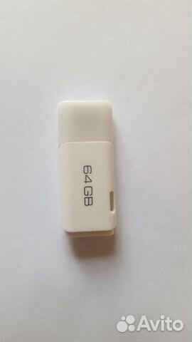 USB флэшка на 64 GB