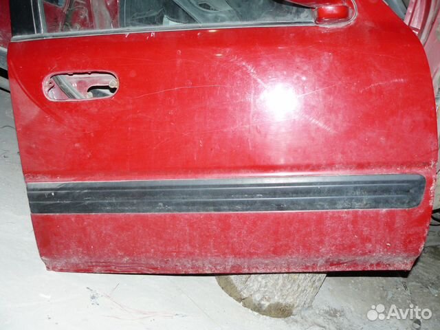 Дверь передняя правая Honda CR-V 1996-2002г