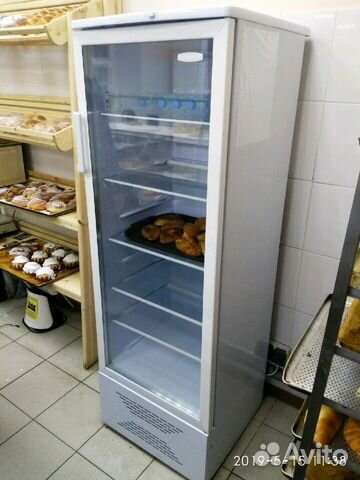 Холодильник Бирюса 310Е с подсветкой
