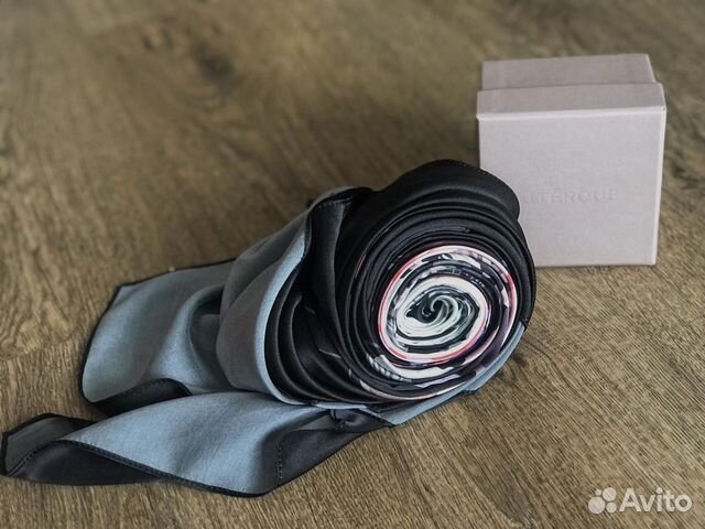 Платок шелковый Uterque