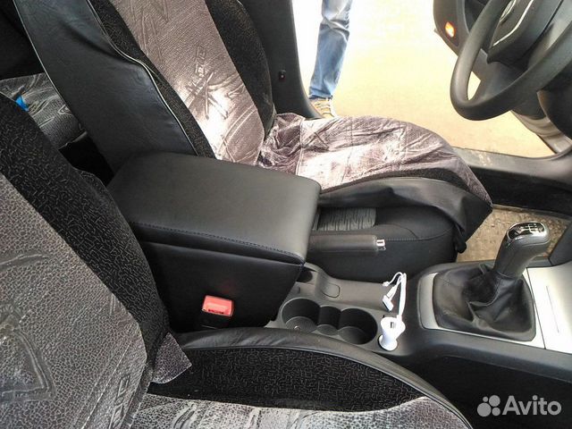 Подлокотник Skoda Octavia на Ким 75 Подлокотник Skoda Octavia на Ким 75