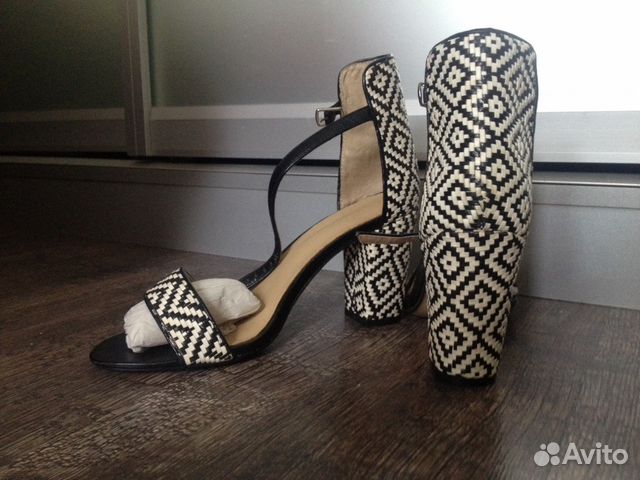 Босоножки, р. 38 Босоножки, р. 38