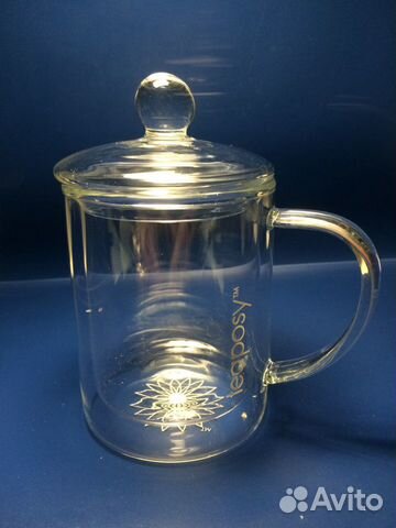 Стеклянная кружка с крышкой фирмы teaposy