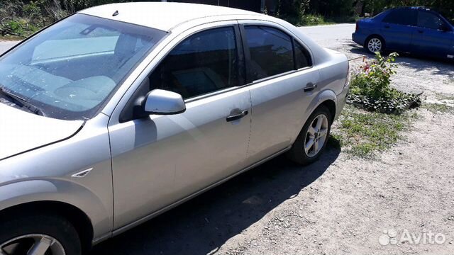 Ford Mondeo 1.8 МТ, 2005, 330 000 км