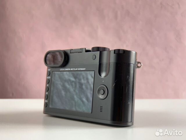 Leica Q (typ 116) black (комплект)