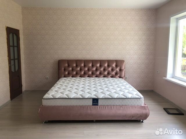Дом 270 м² на участке 10 сот.