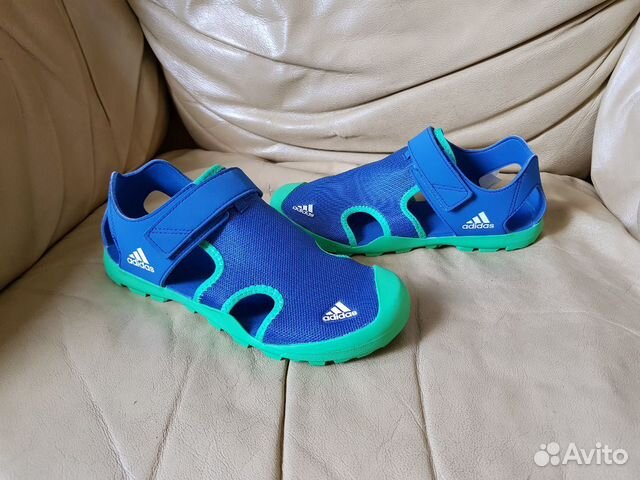 Сандалии Adidas новые детские 36 и 36.5 р