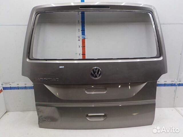 Дверь багажника на Volkswagen Caravelle (T6) Дверь багажника на Volkswagen Caravelle (T6)