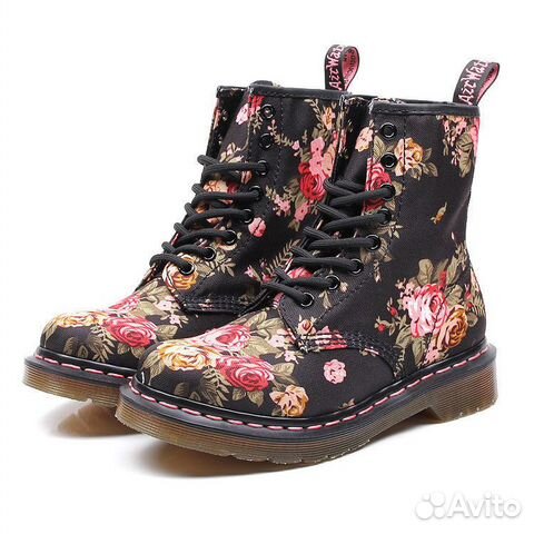 dr martens 1460 flower