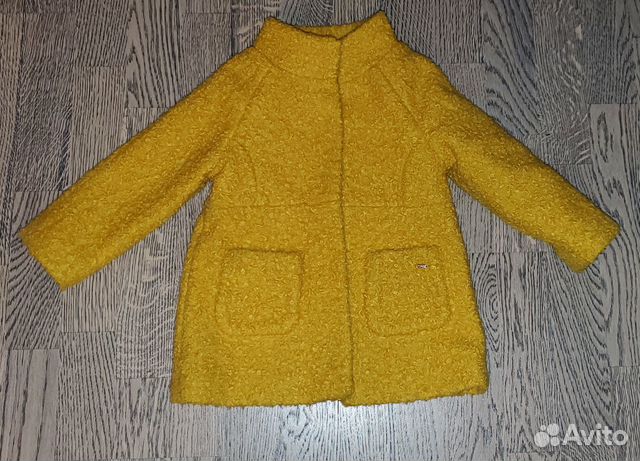 Пальто Mayoral и жилетка Guess Пальто Mayoral и жилетка Guess
