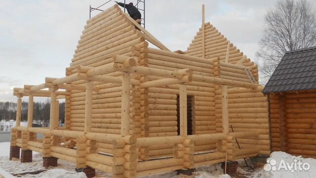 Баня из оцилиндрованного бревна