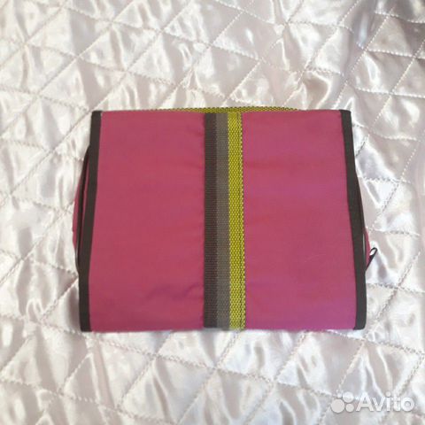 Косметичка дорожная avon Косметичка дорожная avon