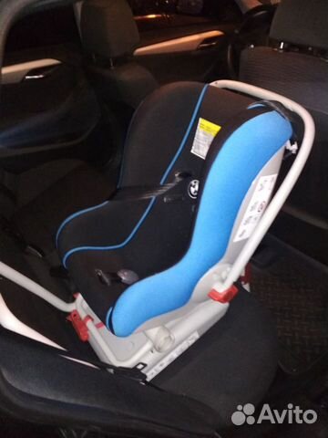 Детское кресло BMW Baby seat 0 с базой isofox Детское кресло BMW Baby seat 0 с базой isofox