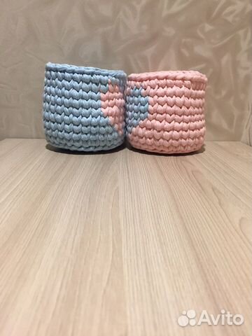 Корзинки из трикотажной пряжи. Сердечки