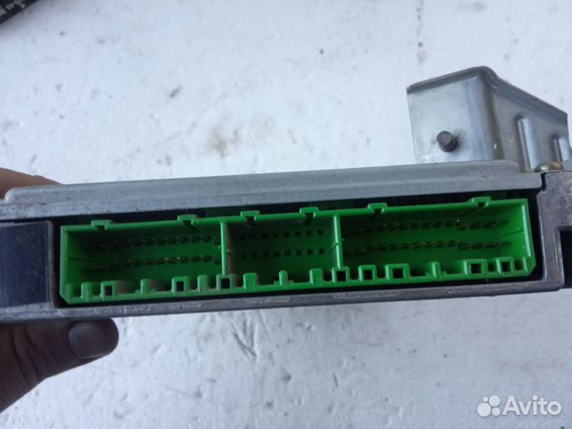 Блок управления efi 279700-0270 на Mazda Demio DW3 Блок управления efi 279700-0270 на Mazda Demio DW3