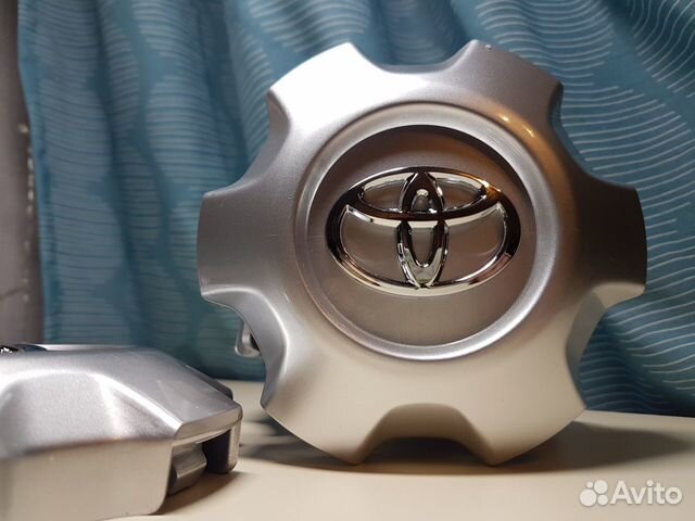 Заглушки дисков Toyota Land Cruiser 150 128мм Заглушки дисков Toyota Land Cruiser 150 128мм