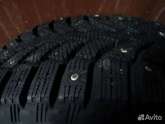 Шины Bridgestone с дисками 185/65r15 зима шипы Шины Bridgestone с дисками 185/65r15 зима шипы