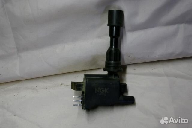 Катушка зажигания Mazda 323 (BJ) 1998-2002 2000 Катушка зажигания Mazda 323 (BJ) 1998-2002 2000
