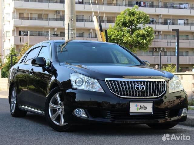 Toyota Crown Majesta 2010