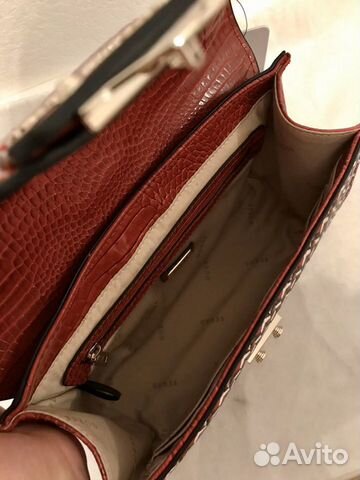 Новая оригинальная сумка Guess Новая оригинальная сумка Guess