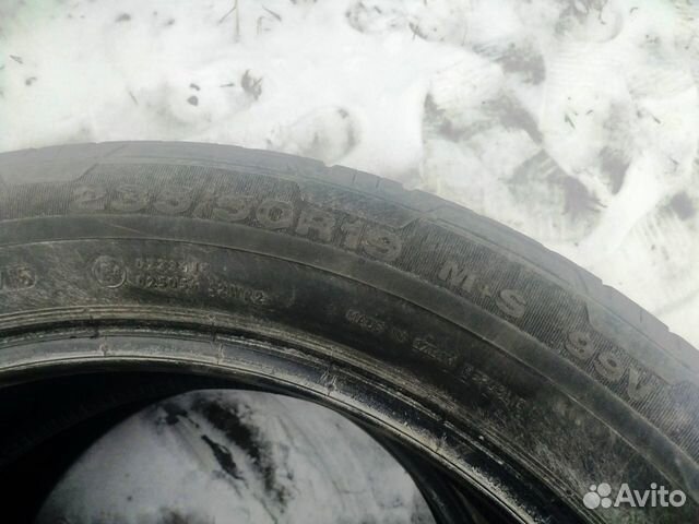Две шины 235 50 R19 Continental 4x4 Contact