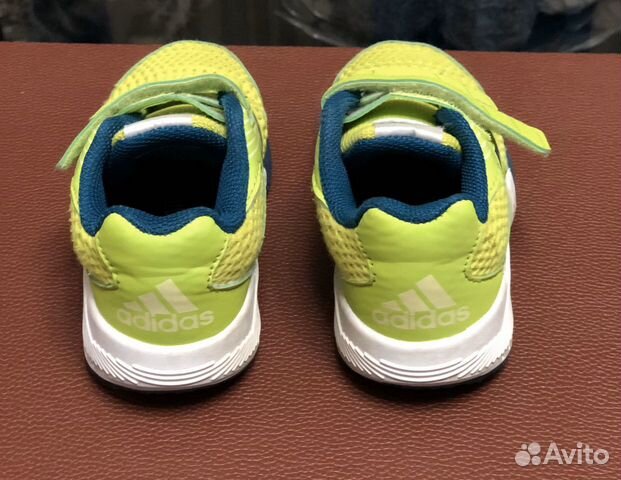 Кроссовки adidas р28 Кроссовки adidas р28