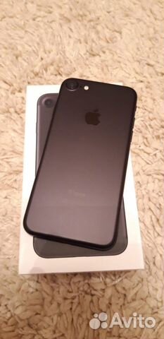 Телефон iPhone Телефон iPhone