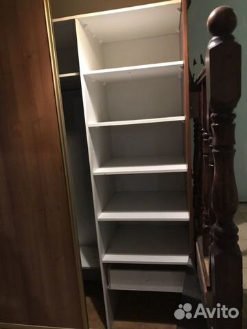 Шкаф купе с зеркальной дверью