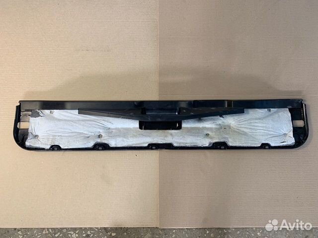 Обшивка двери багажника задняя нижняя Bmw X5 M E70 Обшивка двери багажника задняя нижняя Bmw X5 M E70