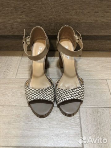 Босоножки кожаные 38 р-р