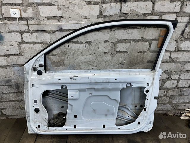 Дверь передняя правая Renault Megane 2 купе Дверь передняя правая Renault Megane 2 купе