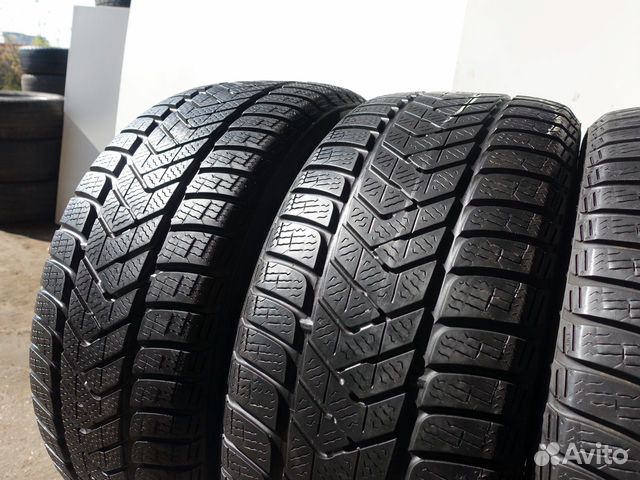 225 40 18 Pirelli Sottozero 3 Hu7d 225/40R18
