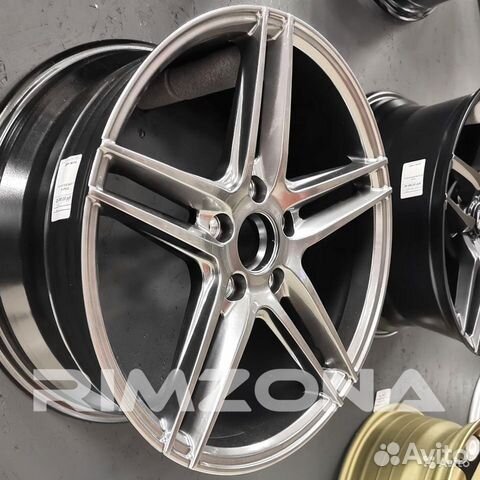 Новые диски Vossen VFS5 VSN R18 на Ниву, УАЗ