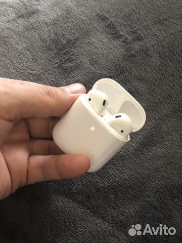 AirPods 2