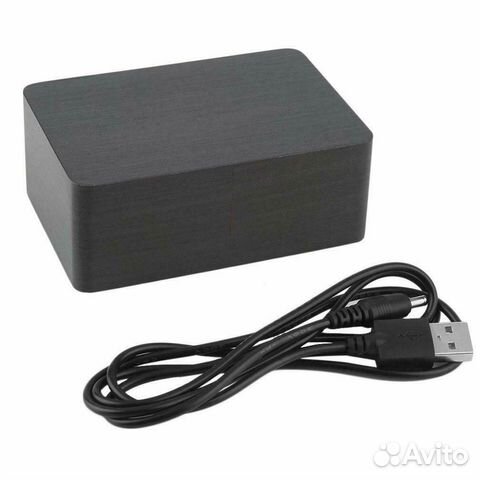 Часы настольные электронные новые