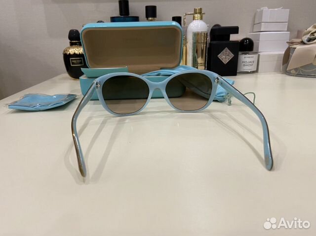 Солнцезащитные очки Tiffany & Co Солнцезащитные очки Tiffany & Co