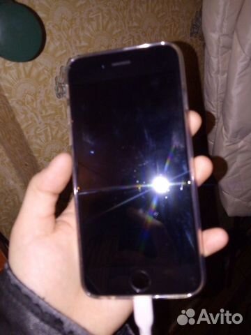 Телефон iPhone