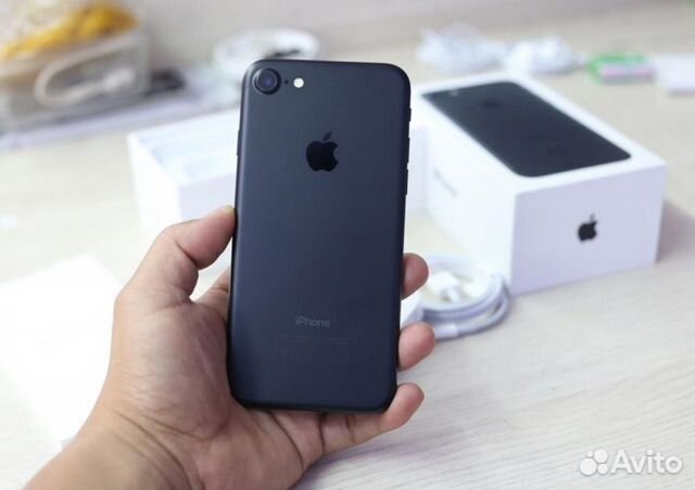 iPhone 7 32гб Чёрный iPhone 7 32гб Чёрный