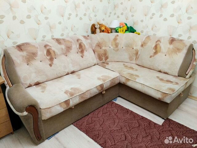 Диван