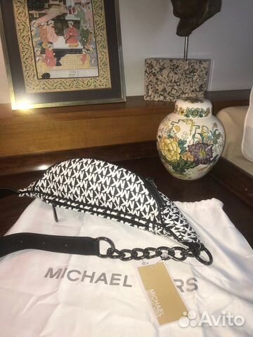 Поясная сумка Michael Kors новая Поясная сумка Michael Kors новая