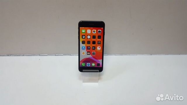 Мобильный телефон Apple iPhone 8 Plus-64Gb