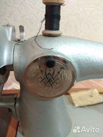 Швейная машинка СССР ручная Швейная машинка СССР ручная