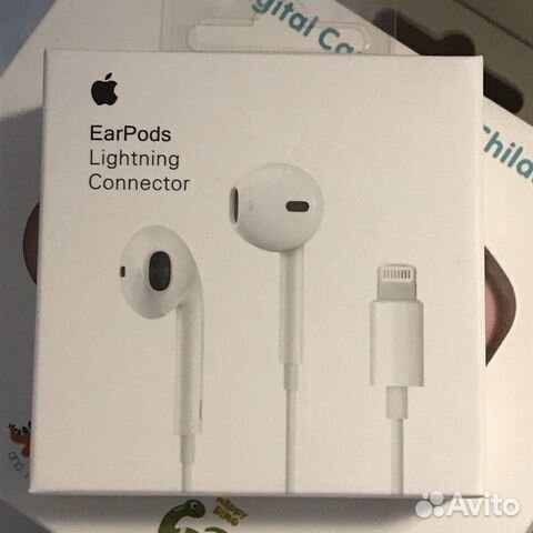 Наушники Apple EarPods с разъёмом Lightning Наушники Apple EarPods с разъёмом Lightning