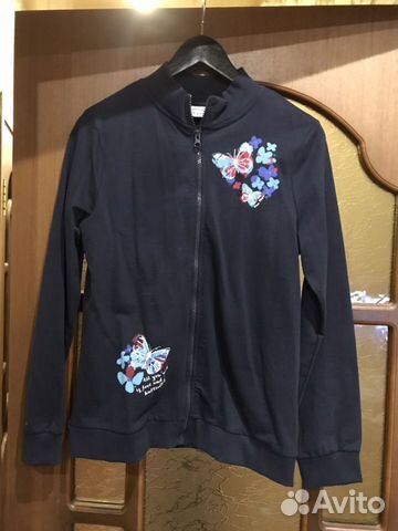 Спортивная кофта на молнии