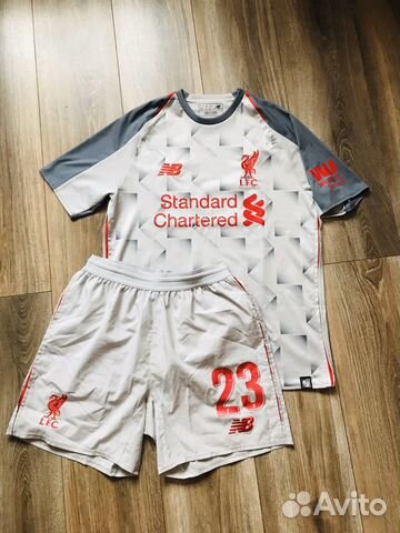 Футболка Liverpool New Balance Shaqiri original