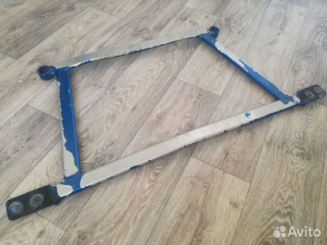 Подрамник для усиления жёсткости кузова Honda Acco