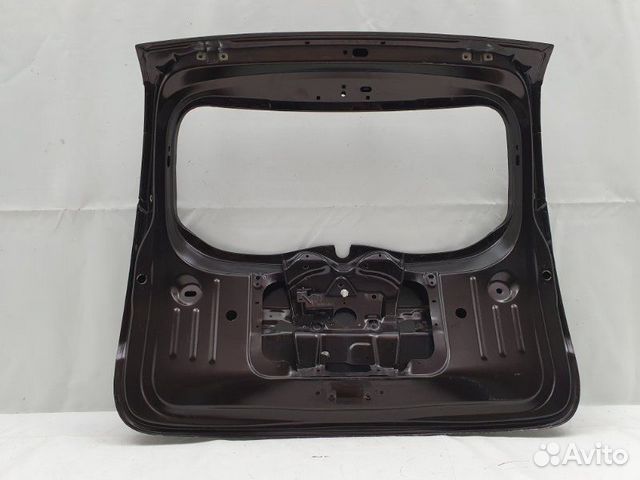 Крышка багажника Renault Duster 1