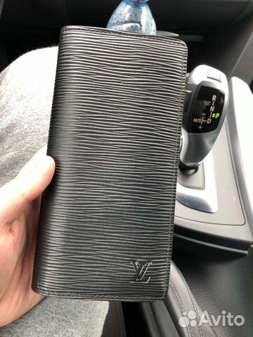 Кошелёк Louis Vuitton (клатч) Кошелёк Louis Vuitton (клатч)